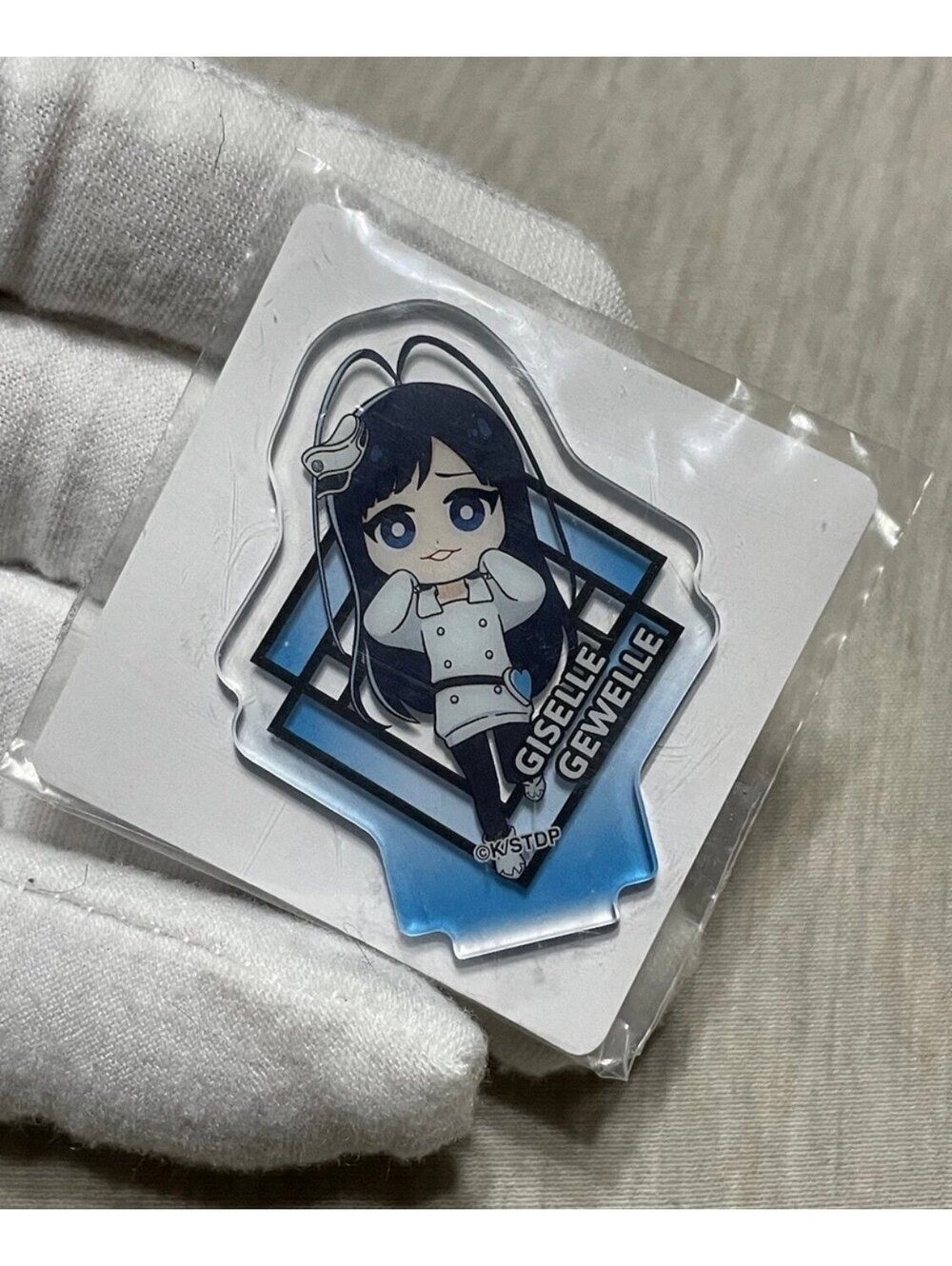 BLEACH Acrylic Stand Giselle Gewelle Japan Excl